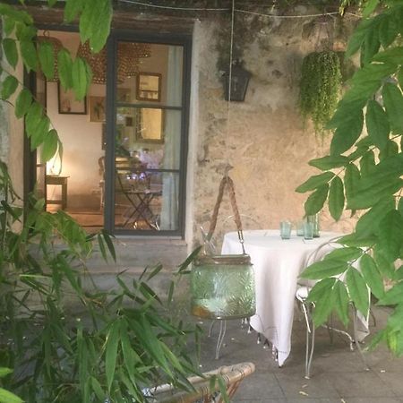 La Petite Maison Лурмарин Экстерьер фото